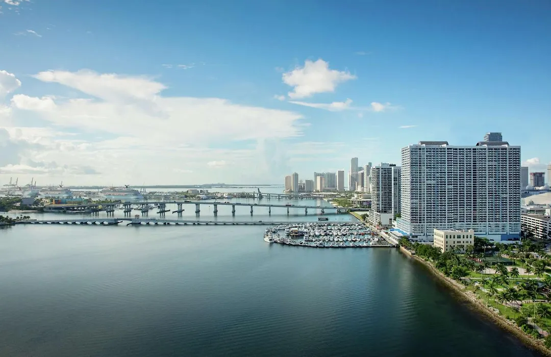 Doubletree By Hilton Grand Hotel Biscayne Bay-1