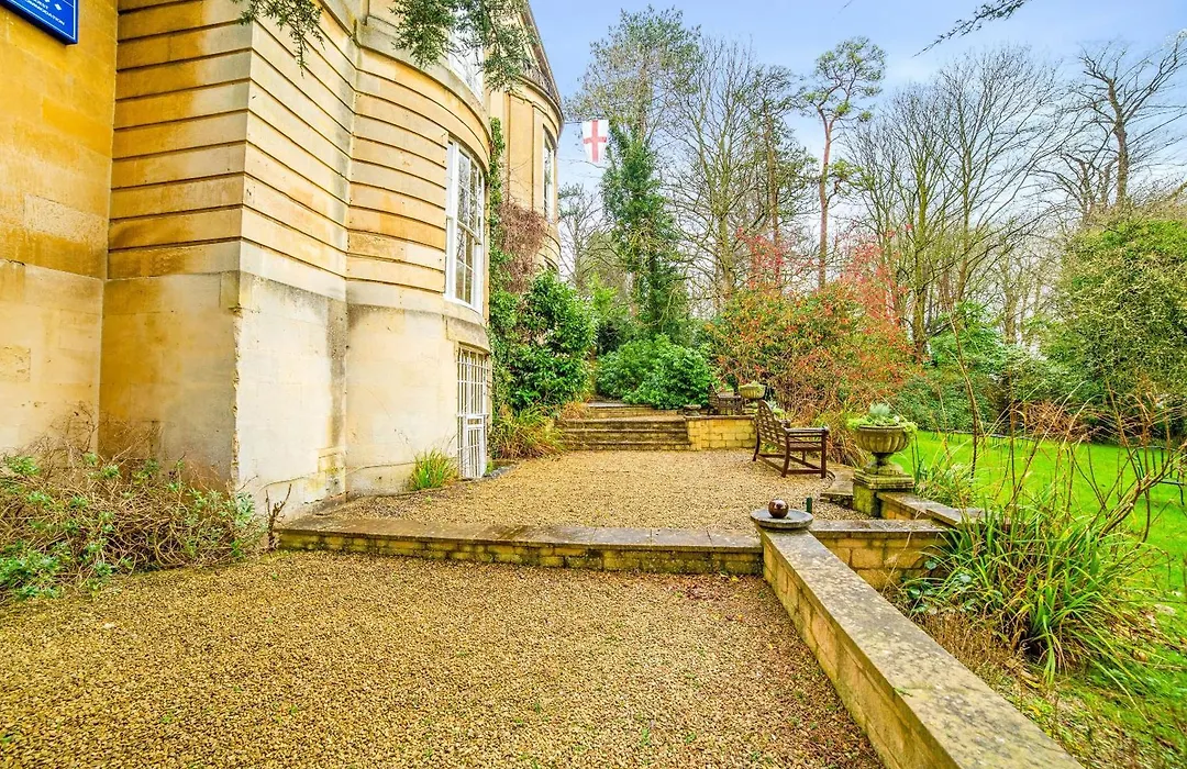 Oyo Bailbrook Lodge, Bath-1