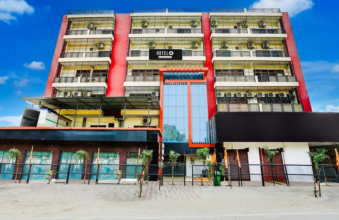 Hotel O Hyderabad Gate Iit Bhu-1
