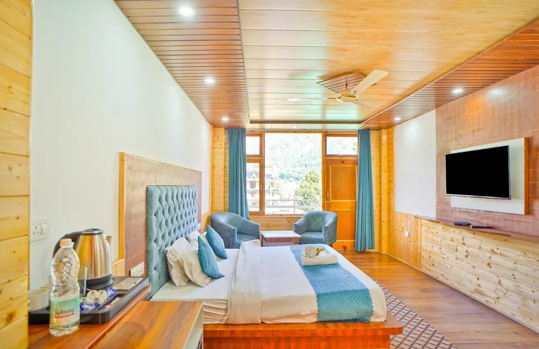 !!! Hotel Nirvana Hills !!! Mountain View!!!Couple Friendly!!! Balcony Rooms!!!Open Terrace With 360 View!!!-1