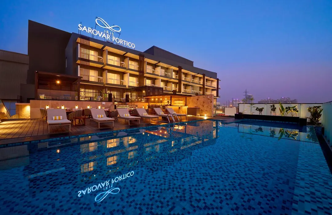 Iris Sarovar Portico-1