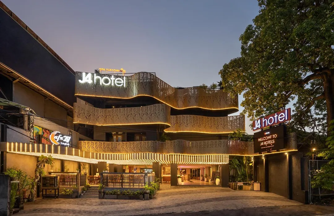 J4 Hotels Legian-1