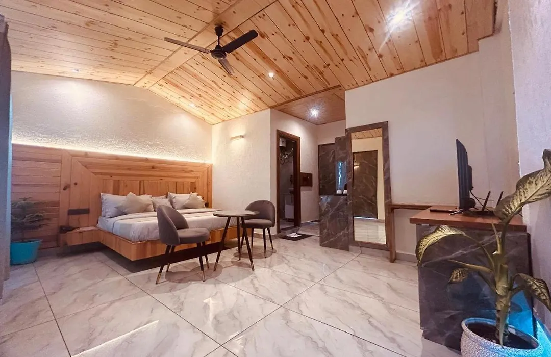 Hotel On The Top Rated & Awarded Property-1