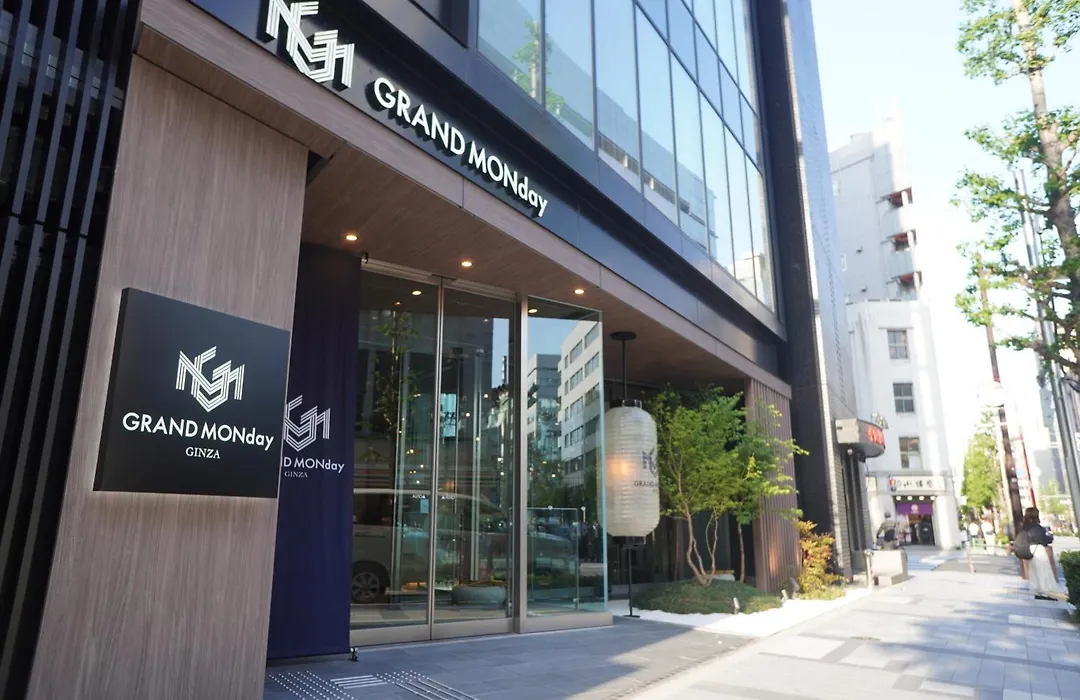 Grand Monday Ginza-1