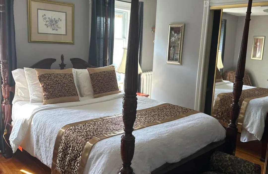 Blue Gables Bed And Breakfast-1