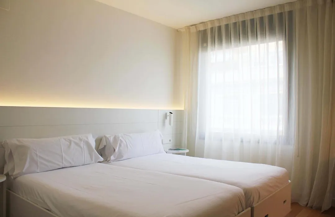 Pol & Grace Hotel-1