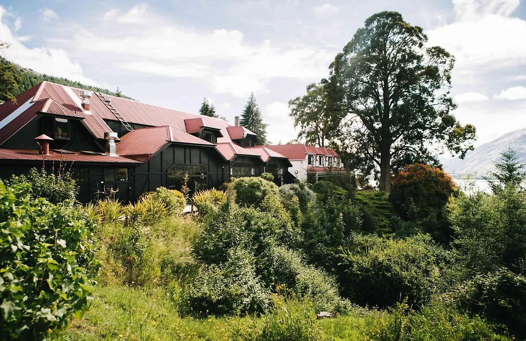 Sherwood Queenstown-1