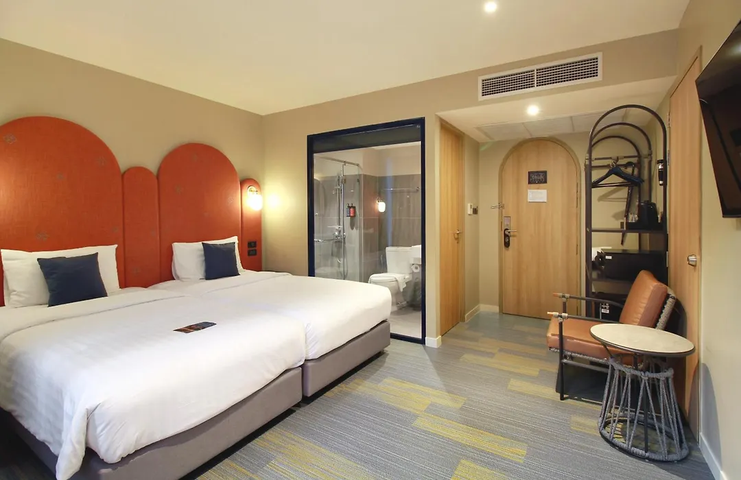 Benjarong Hotel Bangkok Ratchada-1