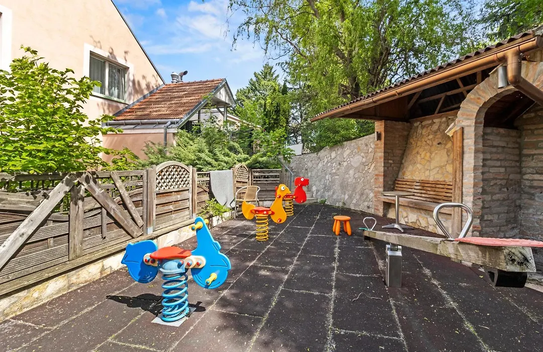 Schild Rooms - Self Check-In - Nature And Wine Area-1