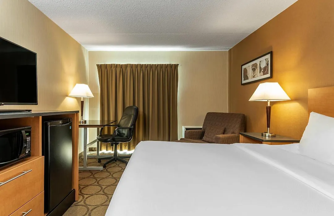 Comfort Inn West-1