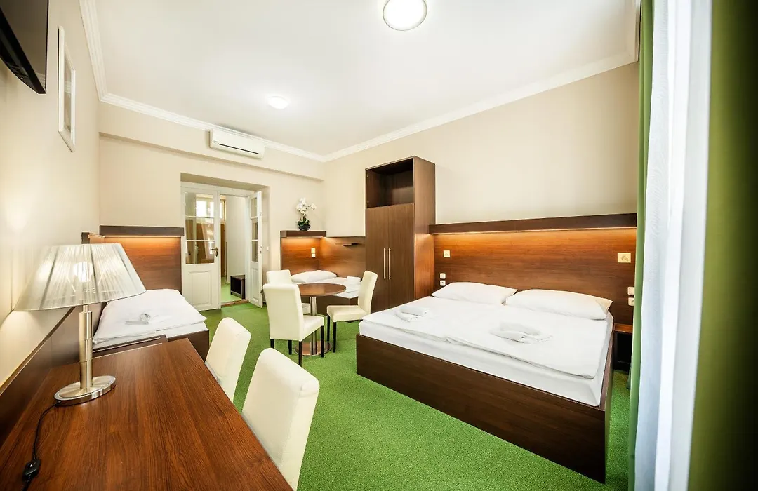 Martin Hotel Prague-1