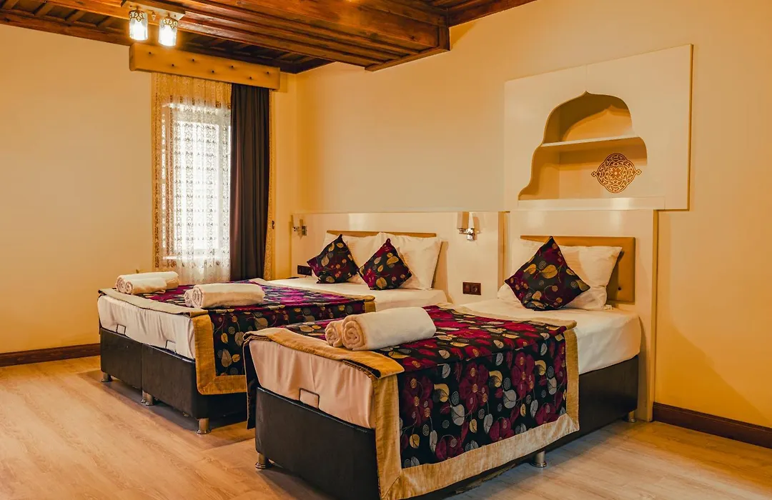 Bacchus Pension-1