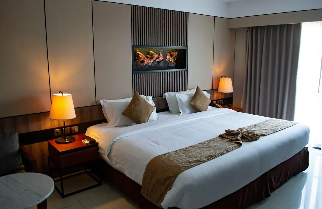 Hotel Grand City Stay-1