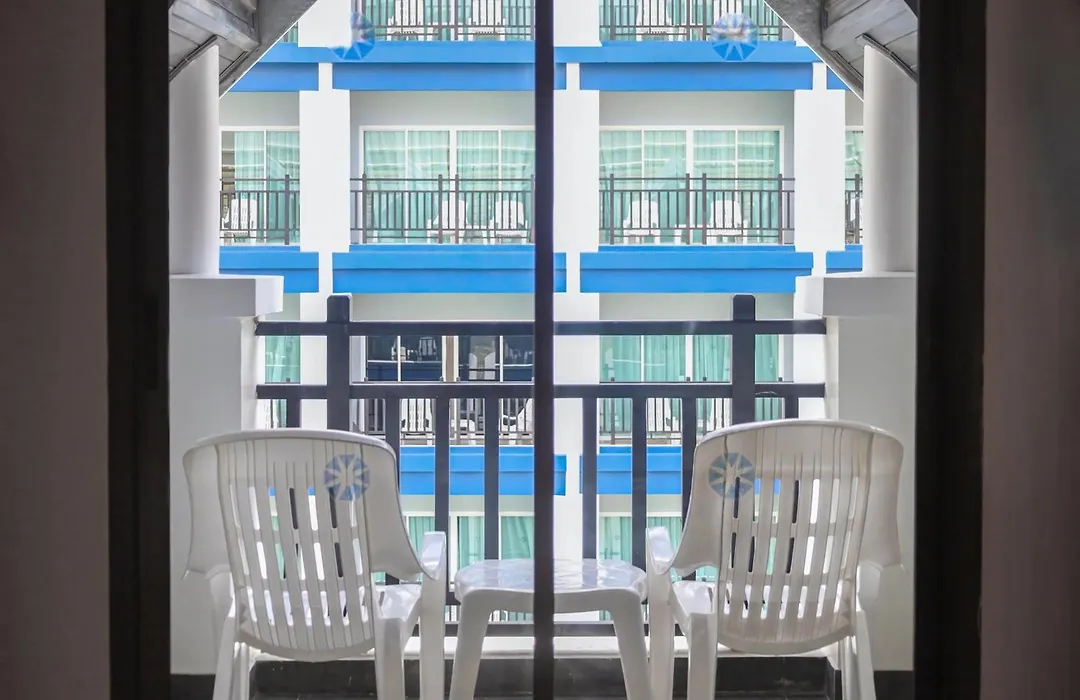 Amata Patong-1