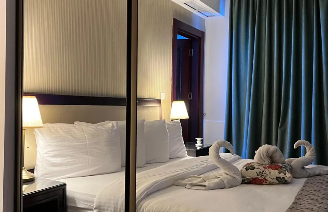 Strand Hotel Jordan-1