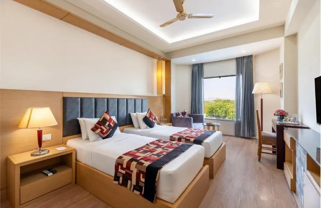 Golden Tulip Udaipur-1