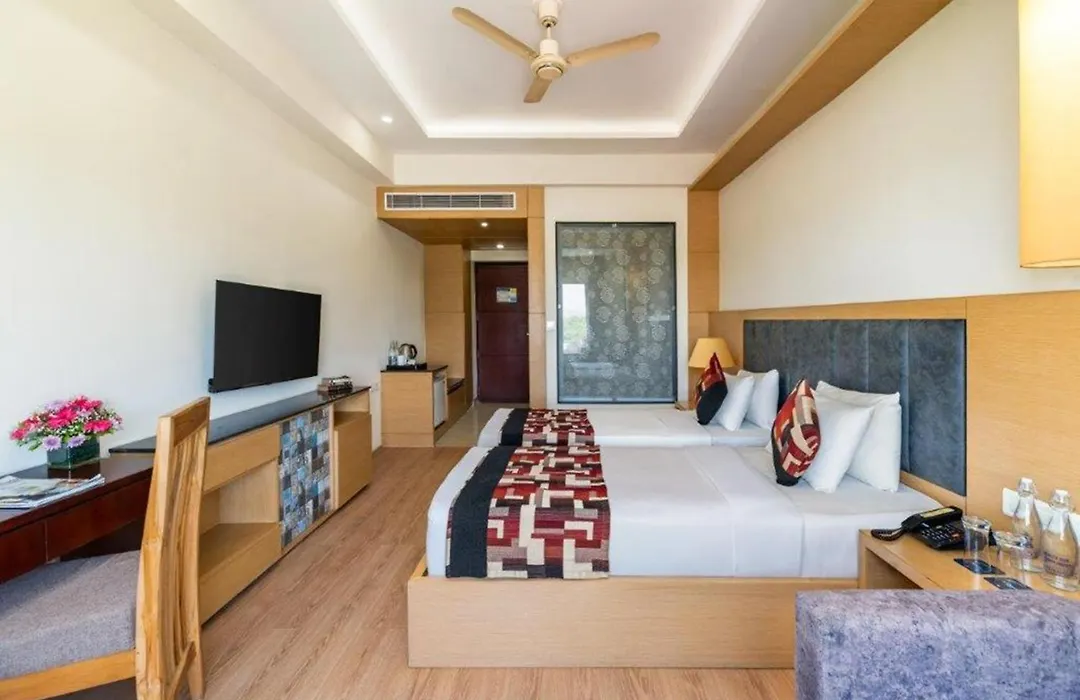 Golden Tulip Udaipur-1