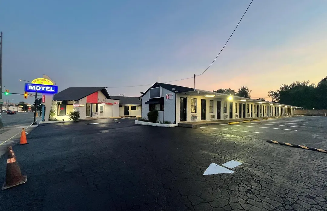 Richmond Motel-1