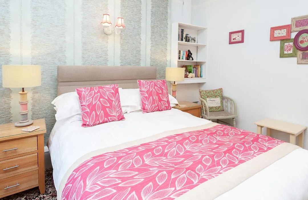 The Ravenswood B&B-1