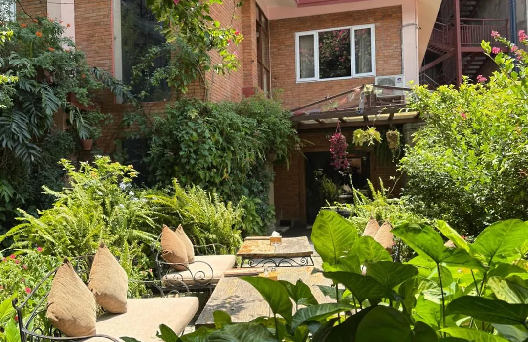 Hotel Middle Path & Spa-1