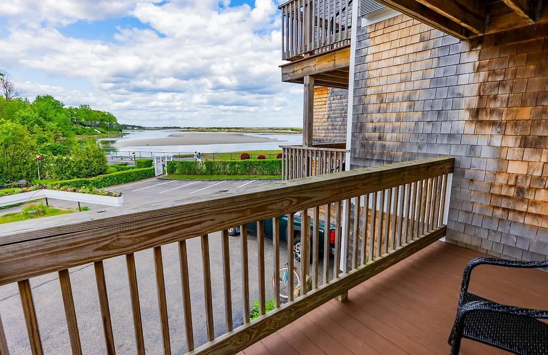 Aspinquid Resort-1