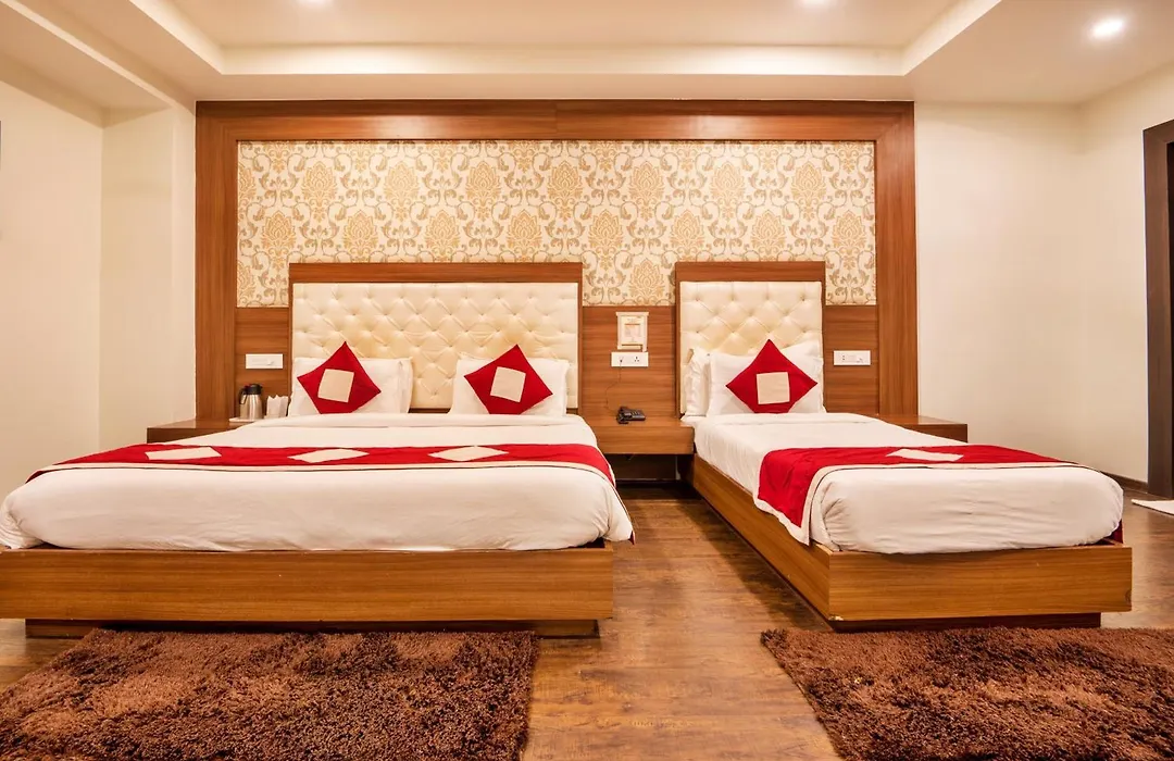 Hotel The Royal Krishna-1
