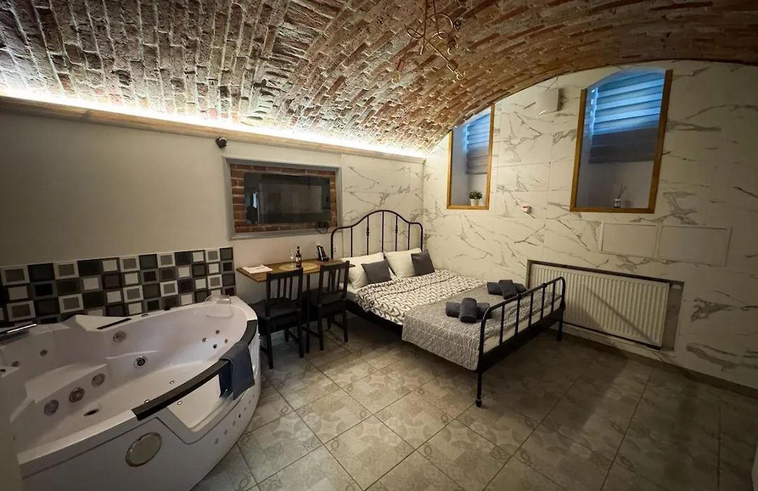 Underground Jacuzzi Rooms-1