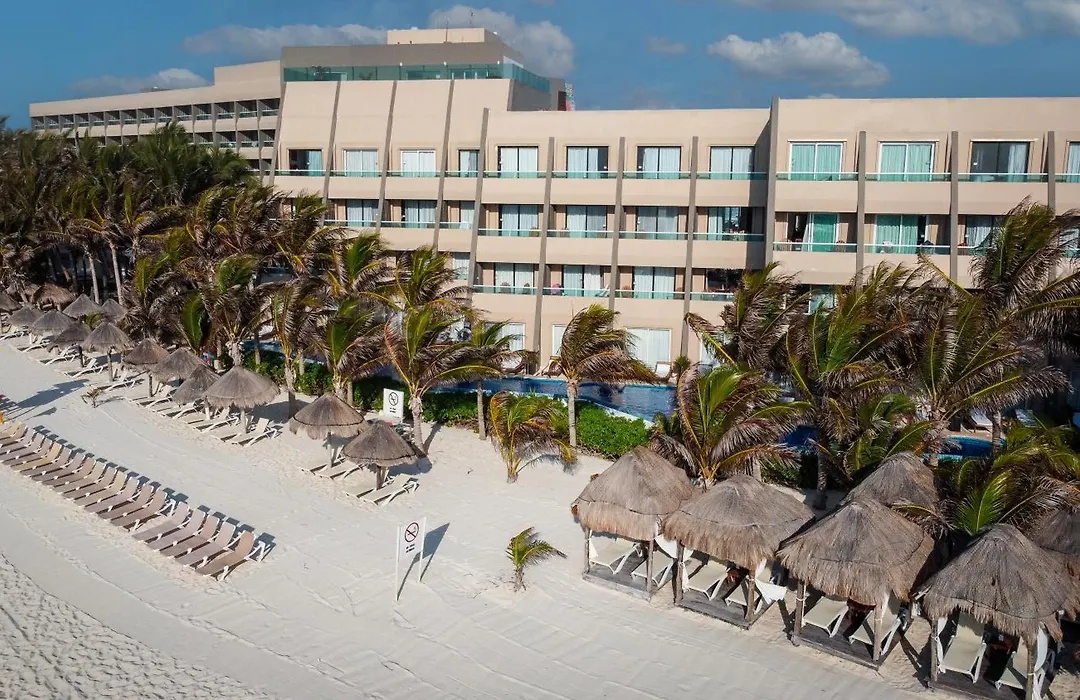 Flamingo Cancun All Inclusive-1