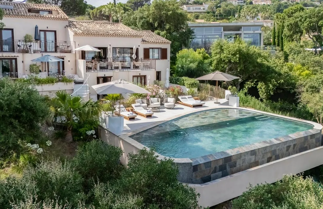 Tinah Saint-Tropez-1