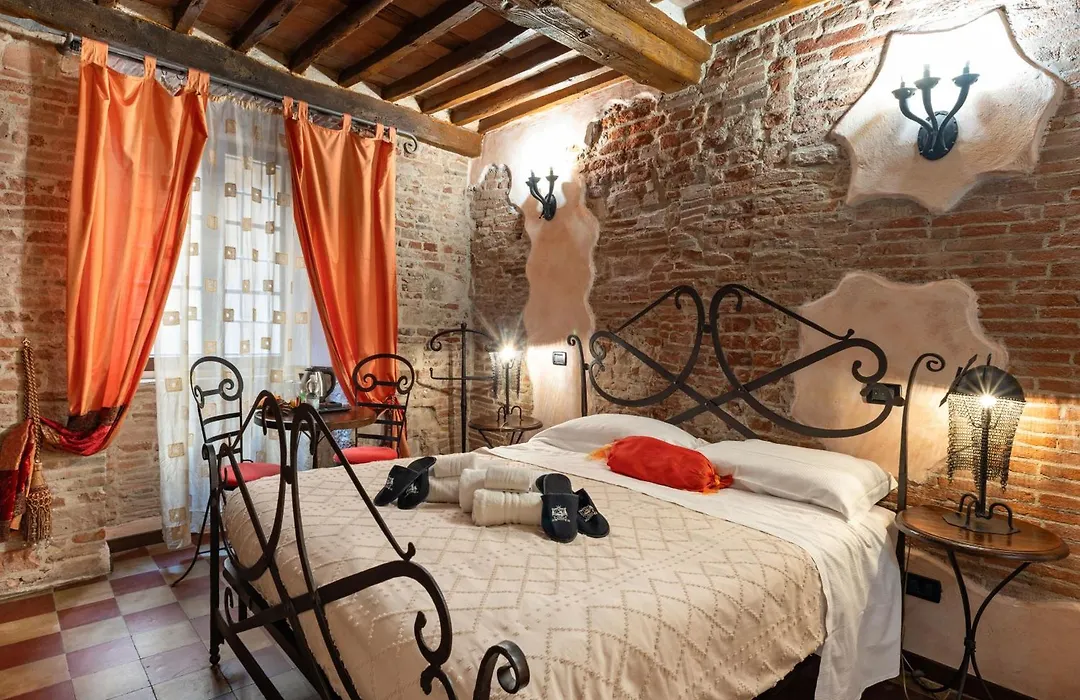 Antica Corte Dei Principi Charming Rooms-1