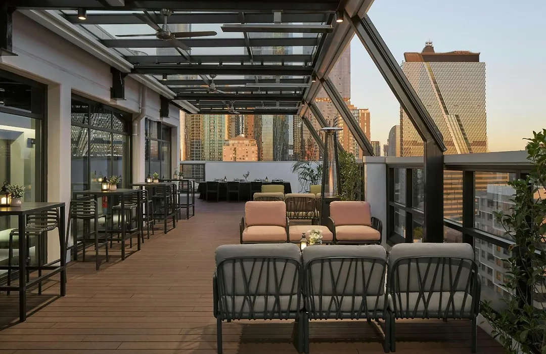 Courtyard By Marriott Melbourne Flagstaff Gardens-1