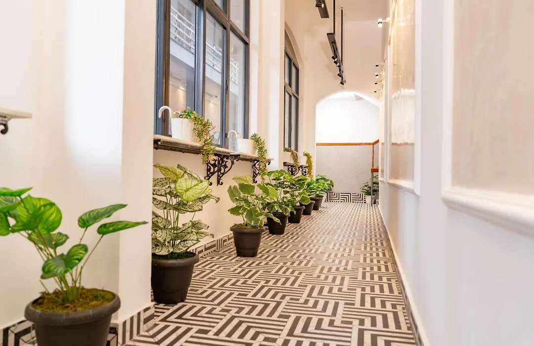 Z Bliss Suites, Bkc-1