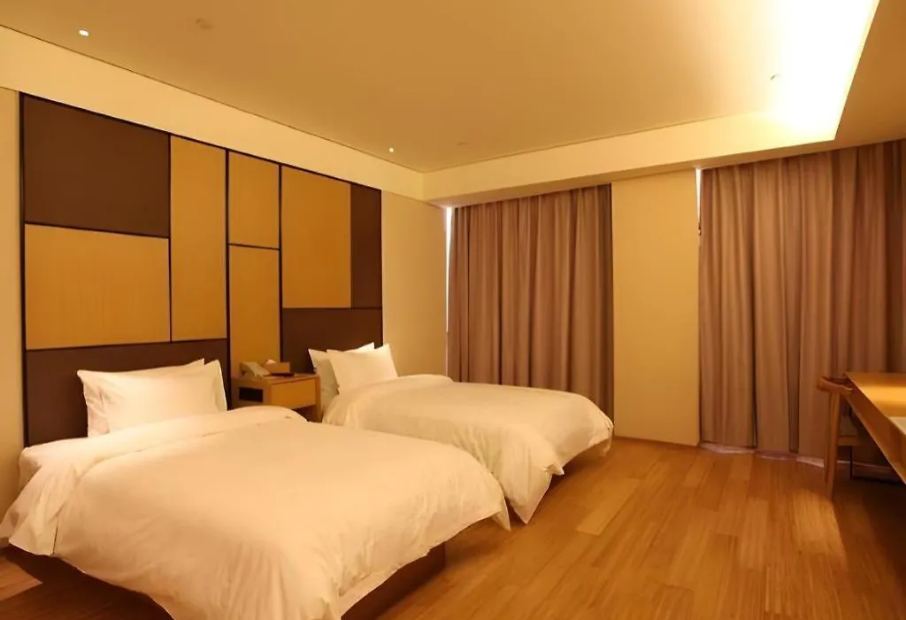 Ji Hotel Shanghai The Bund Tiantong Road-1