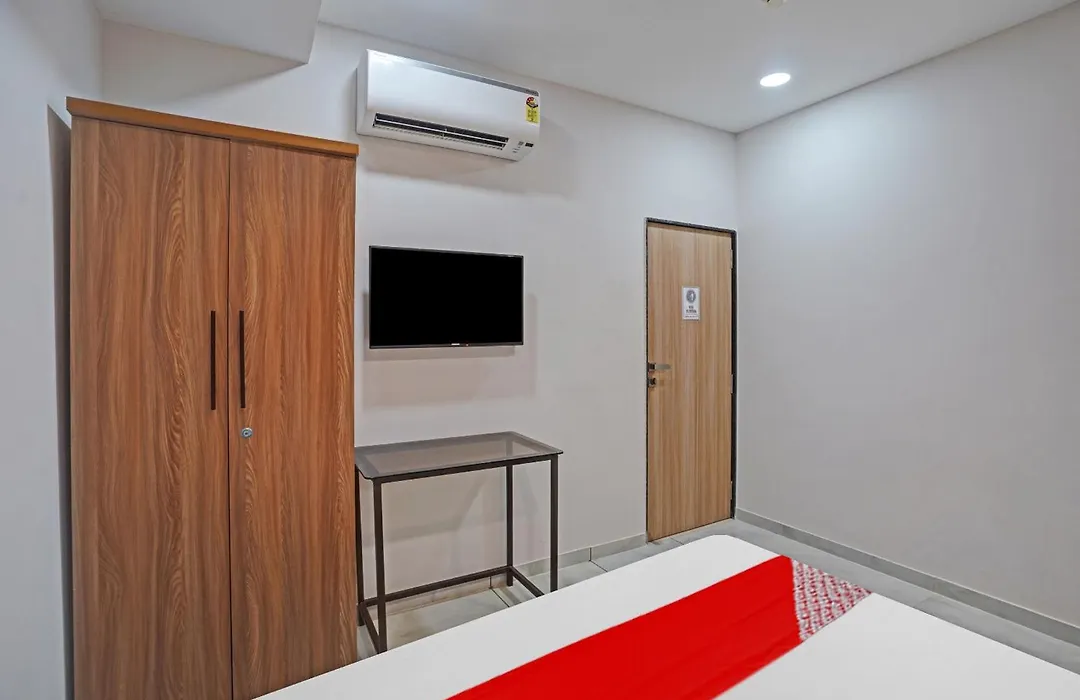 Hotel Sukoon, Best Luxurious Hotel Rooms In Surat City Center-1