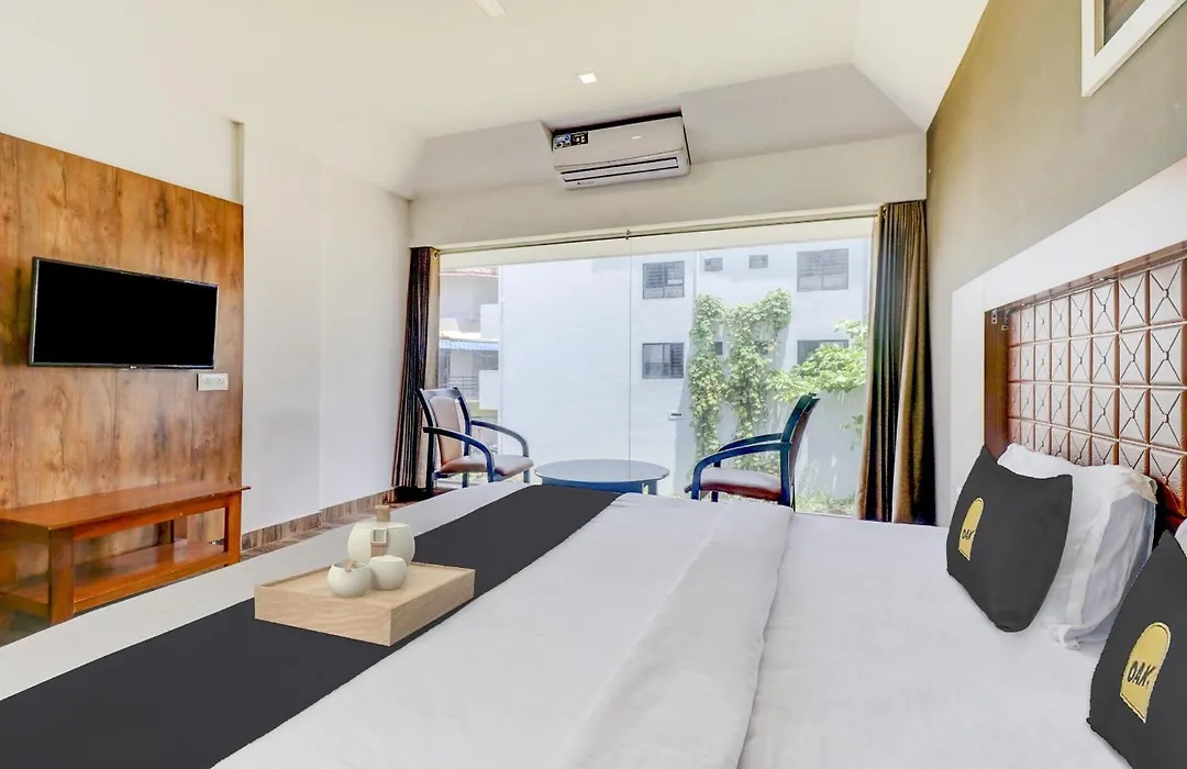 Townhouse Oak Central Suits-1