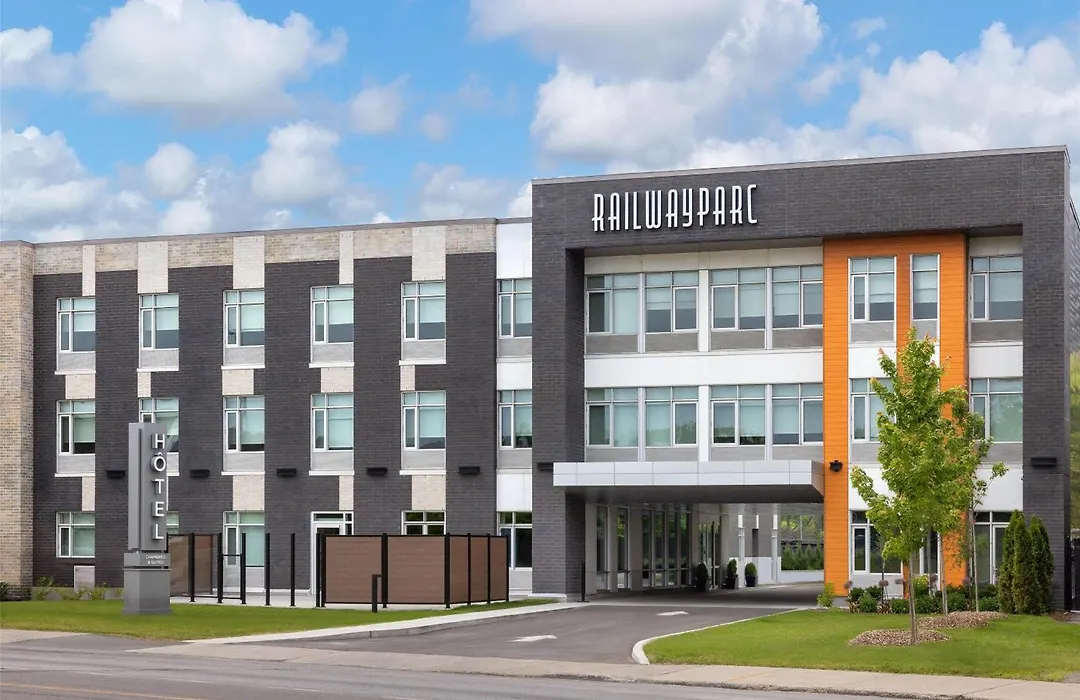 Hotel Railwayparc Montreal, Tapestry Collection By Hilton-1