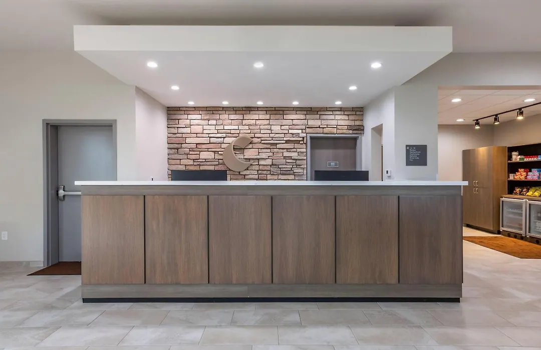 Comfort Suites Scottsdale Talking Stick Entertainment District-1