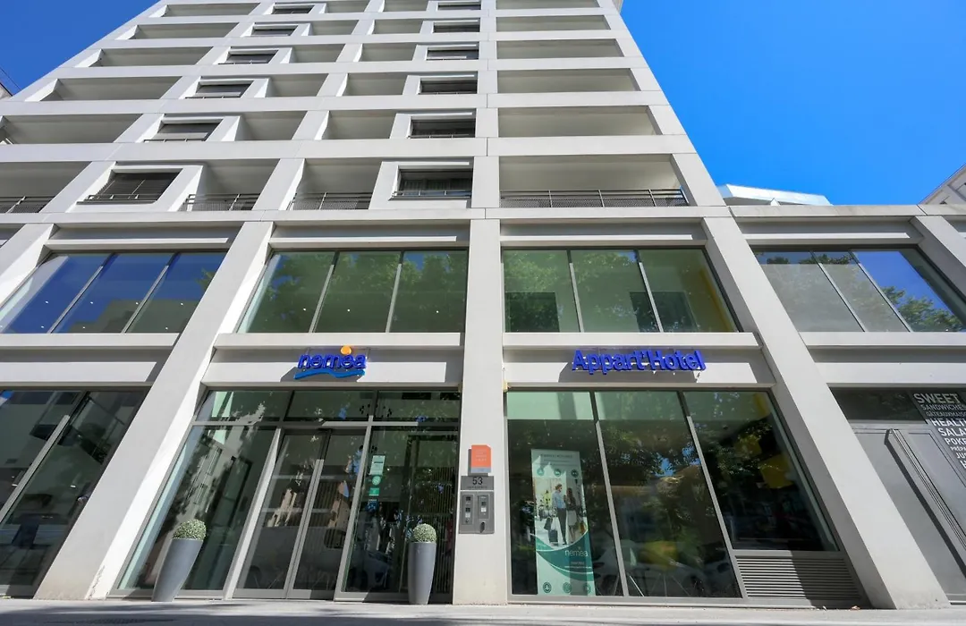 Nemea Appart Hotel So Cloud Lyon Gare Part-Dieu-1
