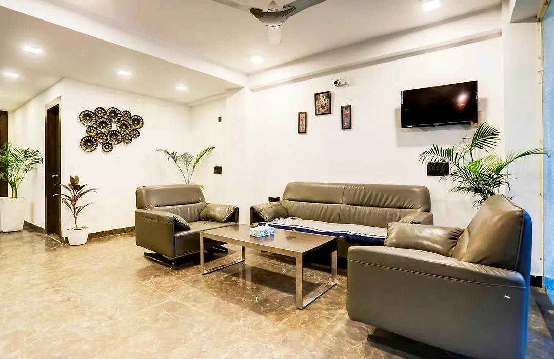 Hotel Aerotech Near Delhi Airport-1