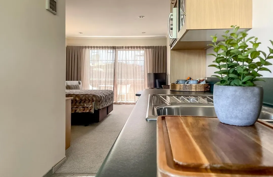 Greenlane Manor Motel-1