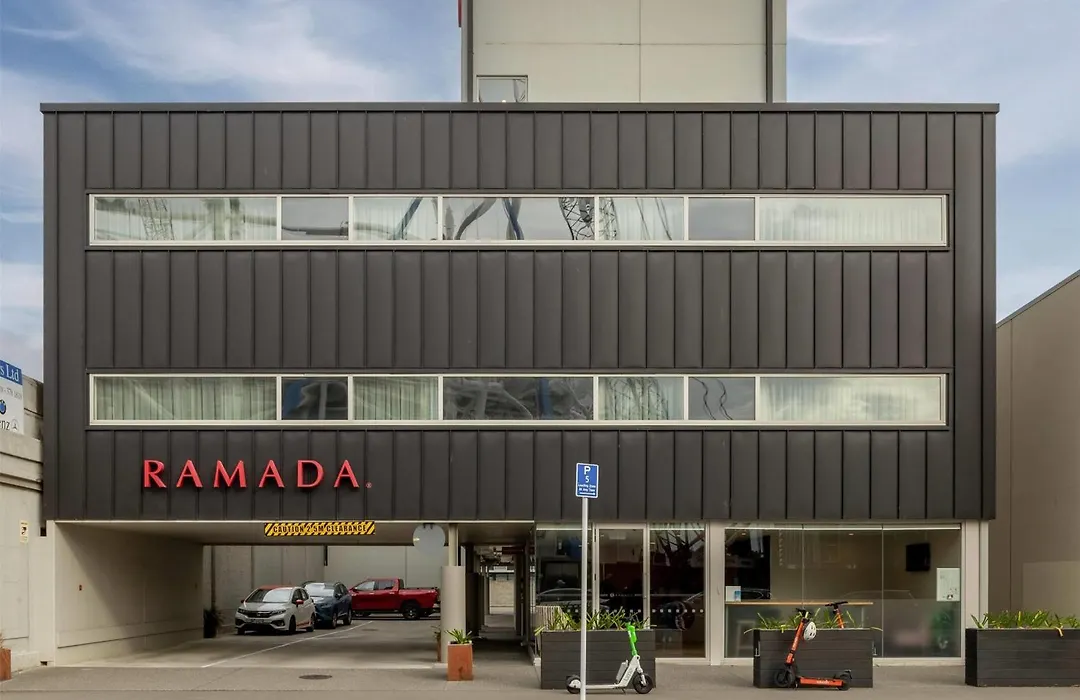 Ramada Suites By Wyndham Christchurch City-1
