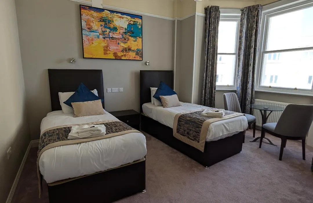 Alexandra Hotel-1