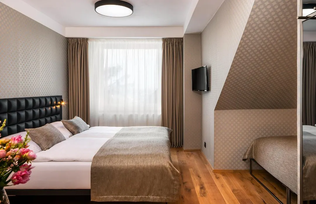 Hotel Aida-1