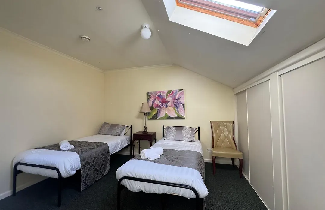 Toorak Manor Hotel Free Parking-1