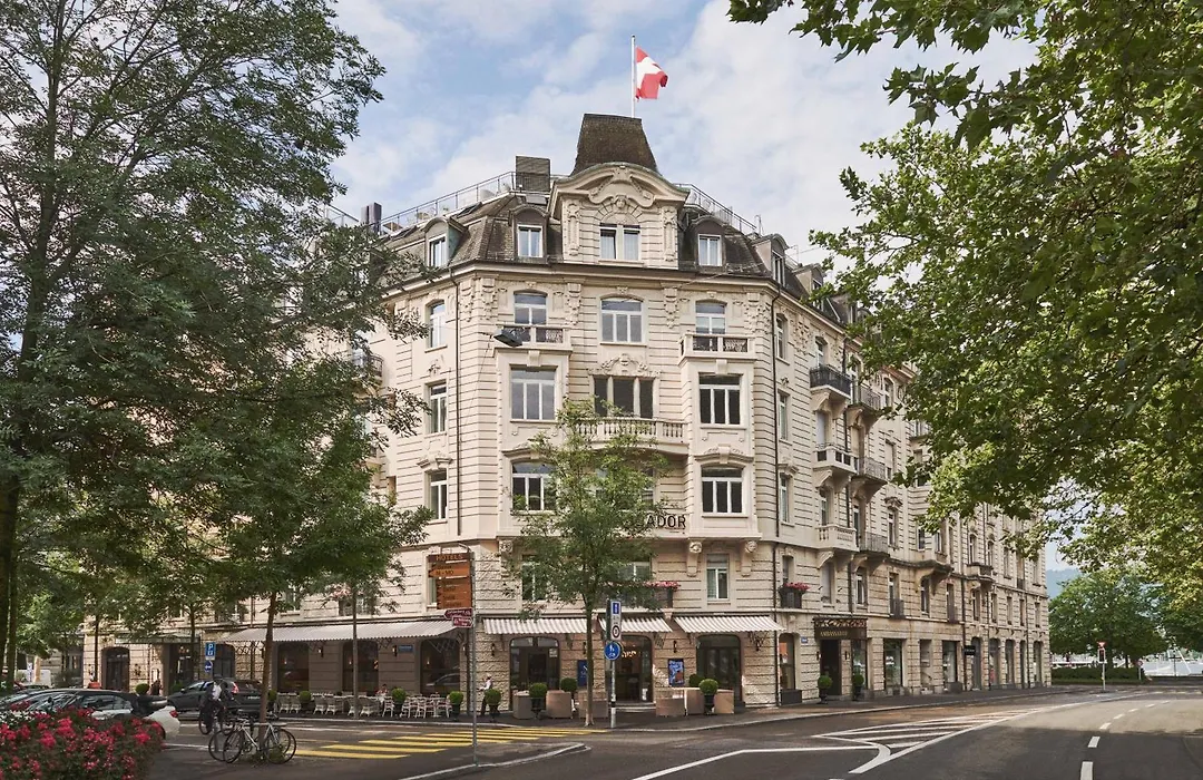 Small Luxury Hotel Ambassador Zurich-1