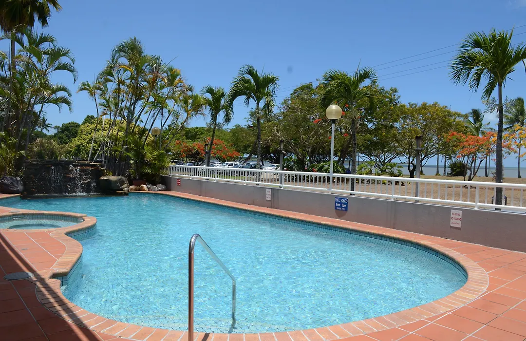 Acacia Court Hotel-1