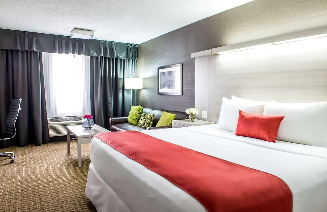 Coast Calgary University Area Hotel By Apa-1