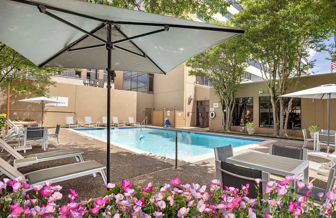Doubletree By Hilton Houston Medical Center Hotel & Suites-1