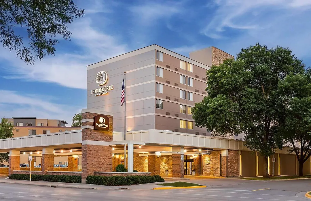 Doubletree By Hilton Madison Downtown-1