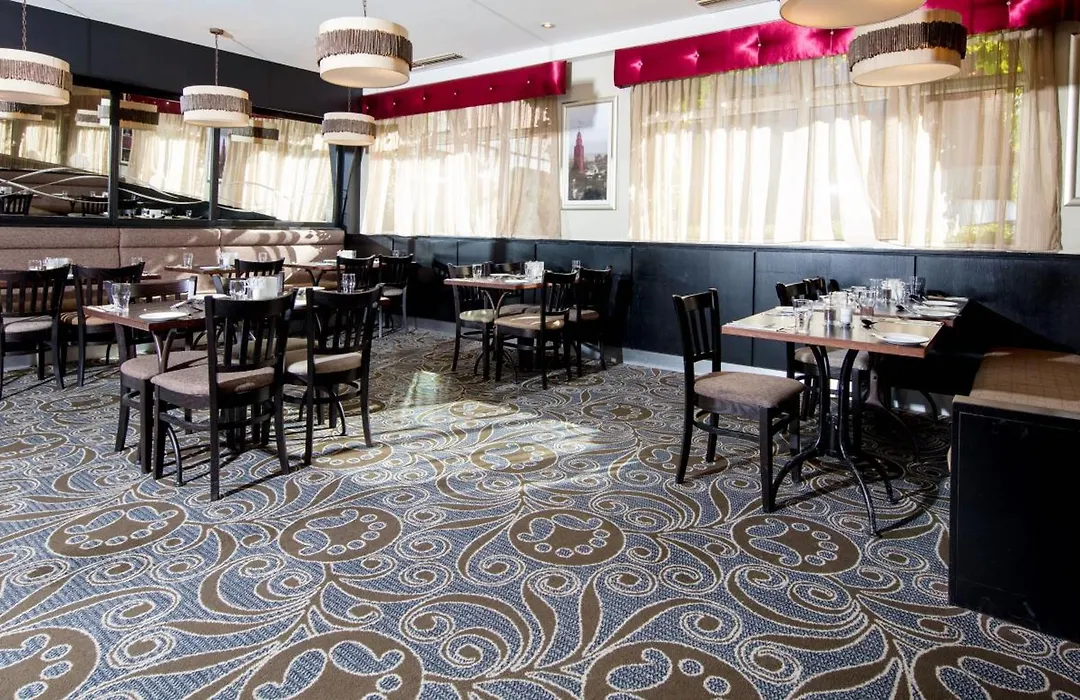 Leonardo Hotel Cork-1